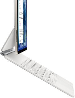 スターライトのiPad Air、ホワイトのMagic Keyboardに取りつけられている。側面の外観