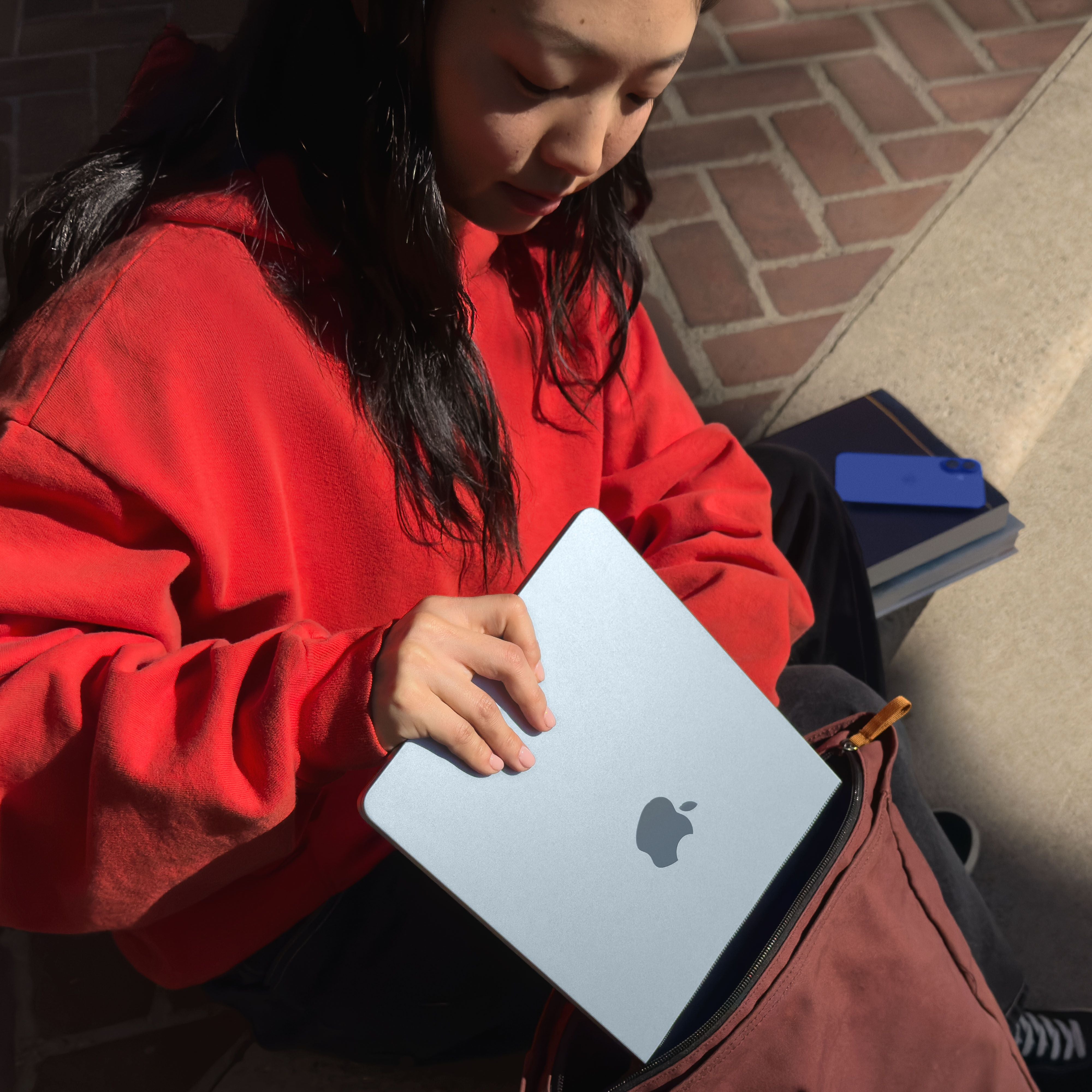 13インチMacBook Air: 10コアCPUと8コアGPUを搭載したApple M4チップ