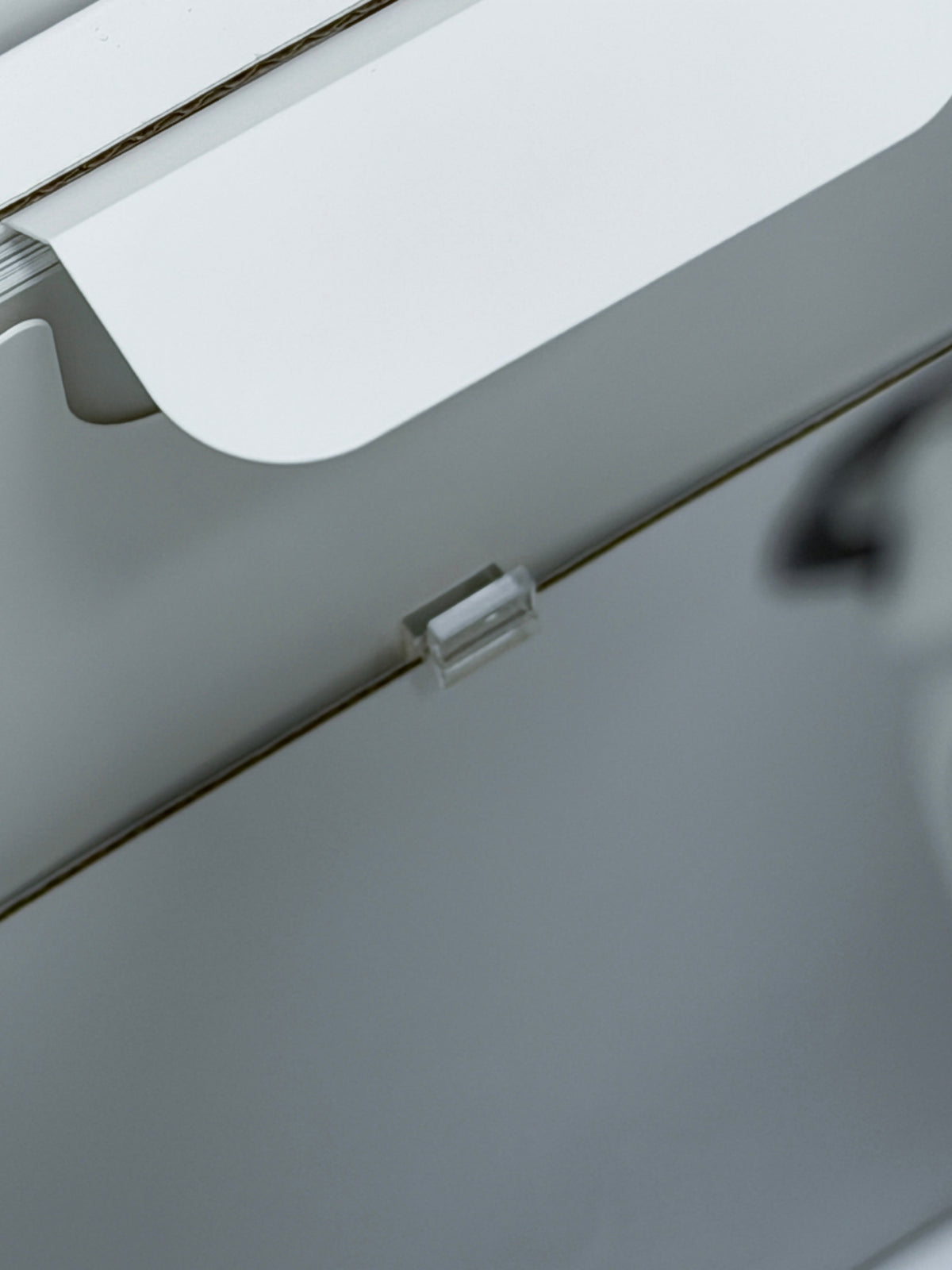 【リユースデバイス：ランクB】Apple Pro Display XDR 32インチ 6K 標準ガラス＋ Pro Stand セット