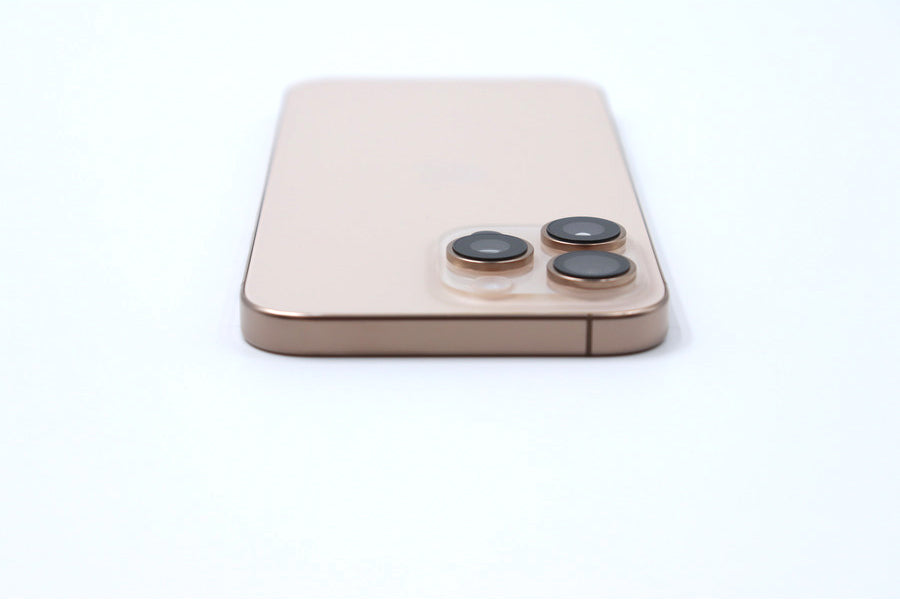 【リユースデバイス：ランクC】iPhone 16 Pro Max インカメラ異常