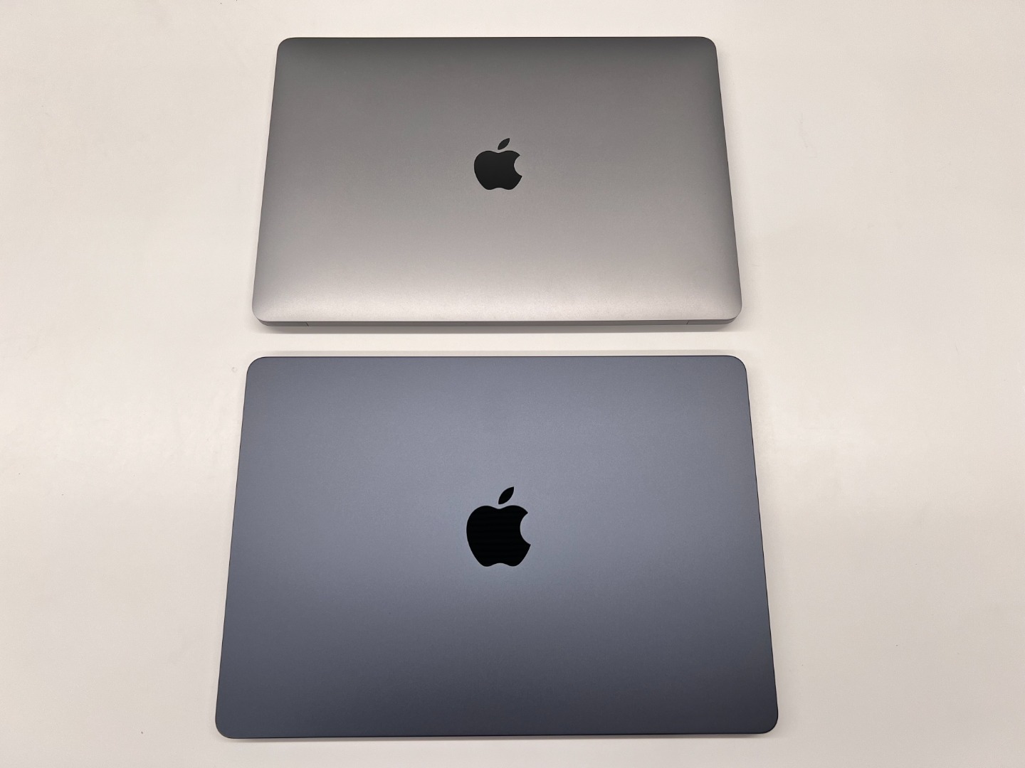 レビュー：新型M2チップ搭載MacBook Airはやっぱり期待を裏切らない 