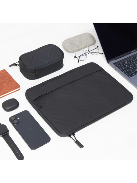 13インチ MacBook Air M4チップ 詳細画像 ミッドナイト 8