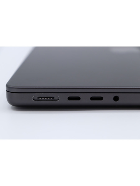 【リユースデバイス】MacBook Pro 14インチ M3 Proチップ 詳細画像 スペースブラック 6