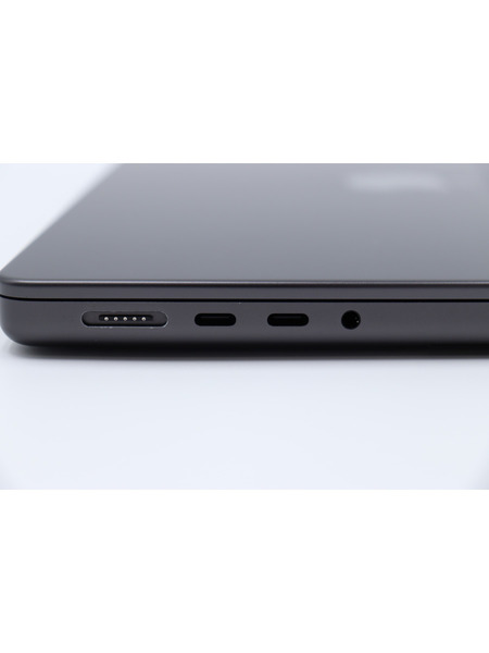 【リユースデバイス】MacBook Pro 14インチ M4チップ 詳細画像 スペースブラック 6