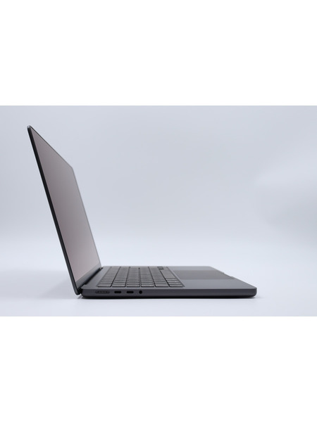 【リユースデバイス】MacBook Pro 14インチ M4チップ 詳細画像 スペースブラック 3