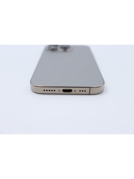 【リユースデバイス】iPhone 16 Pro 詳細画像 ナチュラルチタニウム 4